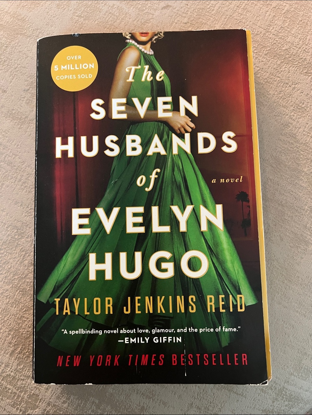 The Seven Husbands of Evelyn Hugo -Taylor Jenkins Reid New York Times Bestseller